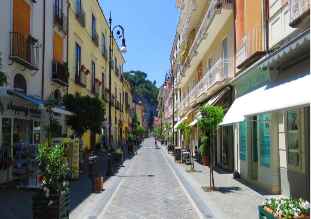 Appartamento Corso Italia 38 C ソレント エクステリア 写真